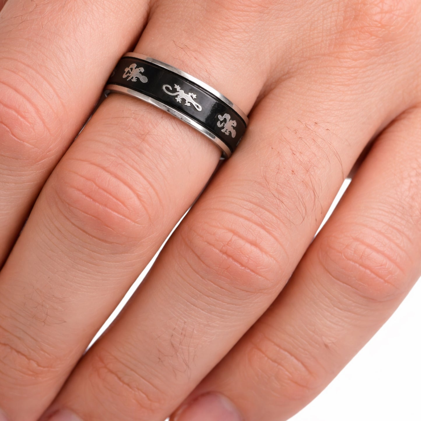 Black Stainless Steel Lizard Spinner Ring Gecko Fidget Band