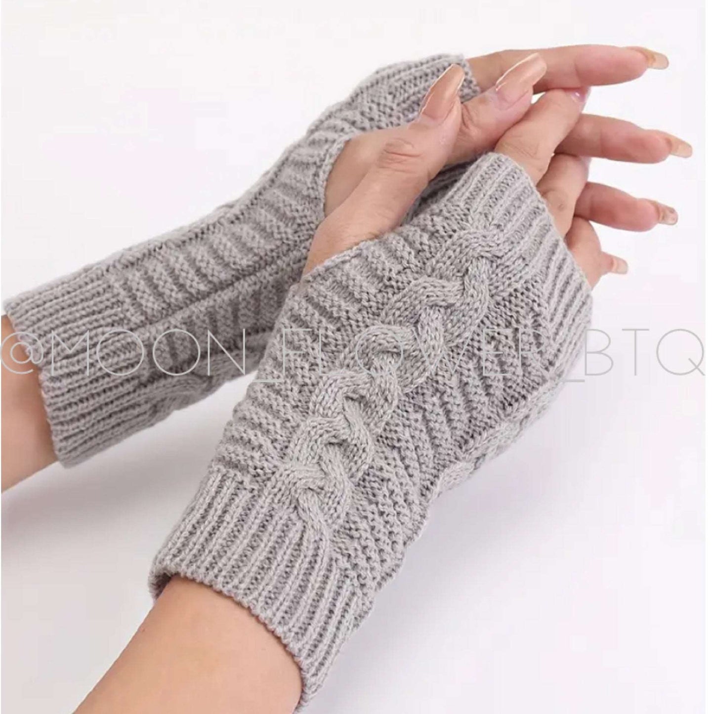 Light Gray Cable Knit Fingerless Gloves