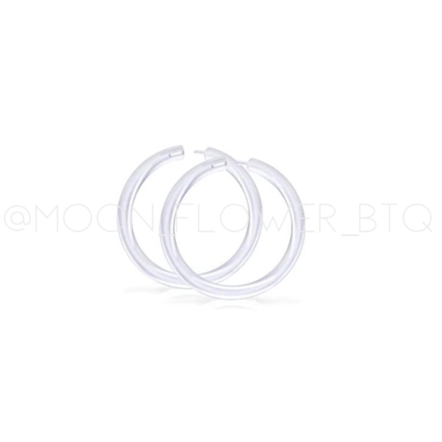 16G 8mm Clear Bioflex Hoop Ring – Nose, Septum, Cartilage, Helix, Tragus, Lip