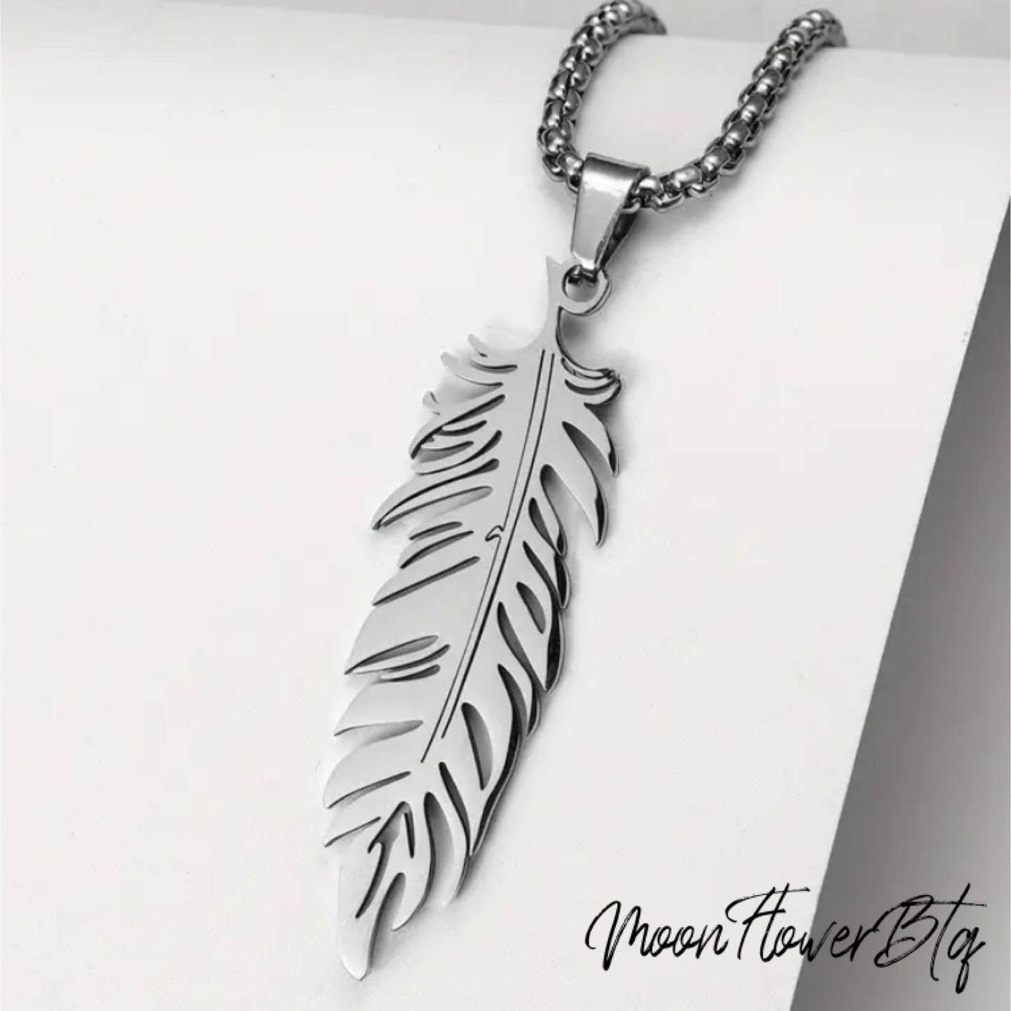 Silver Feather Pendant Necklace