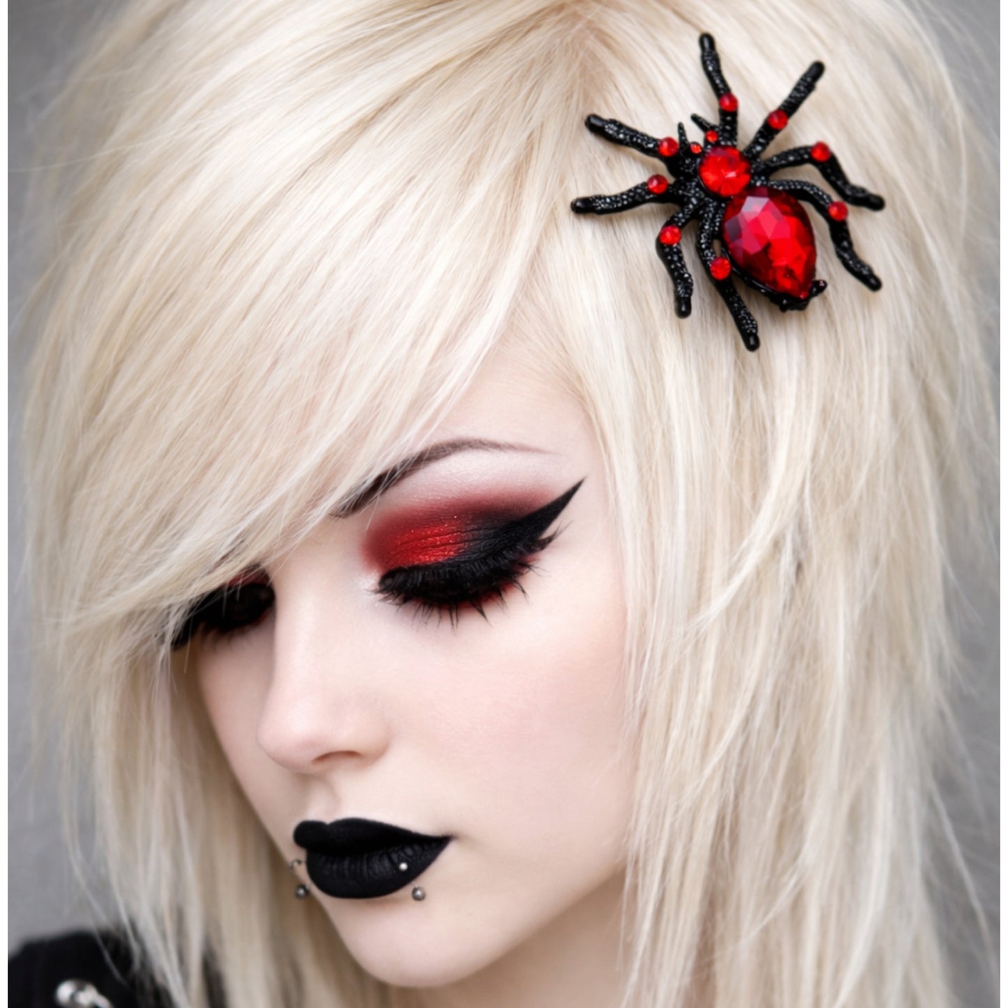 Red Crystal Spider Gothic Hair Comb – Black Witchy Rhinestone Statement Clip