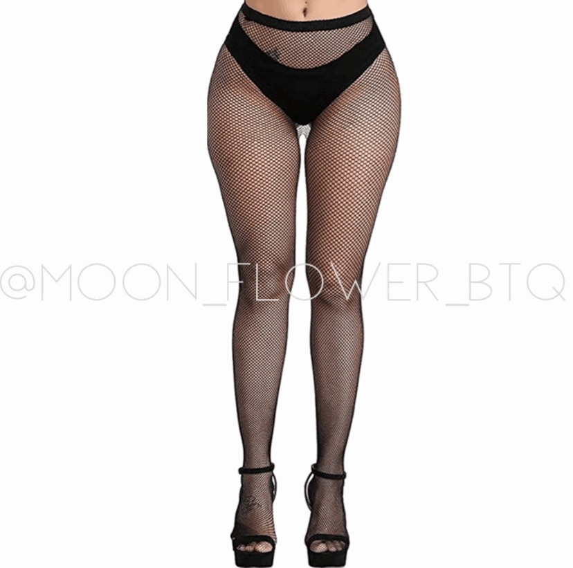 Plus Size Sexy High Waist Fishnet Stockings in Black