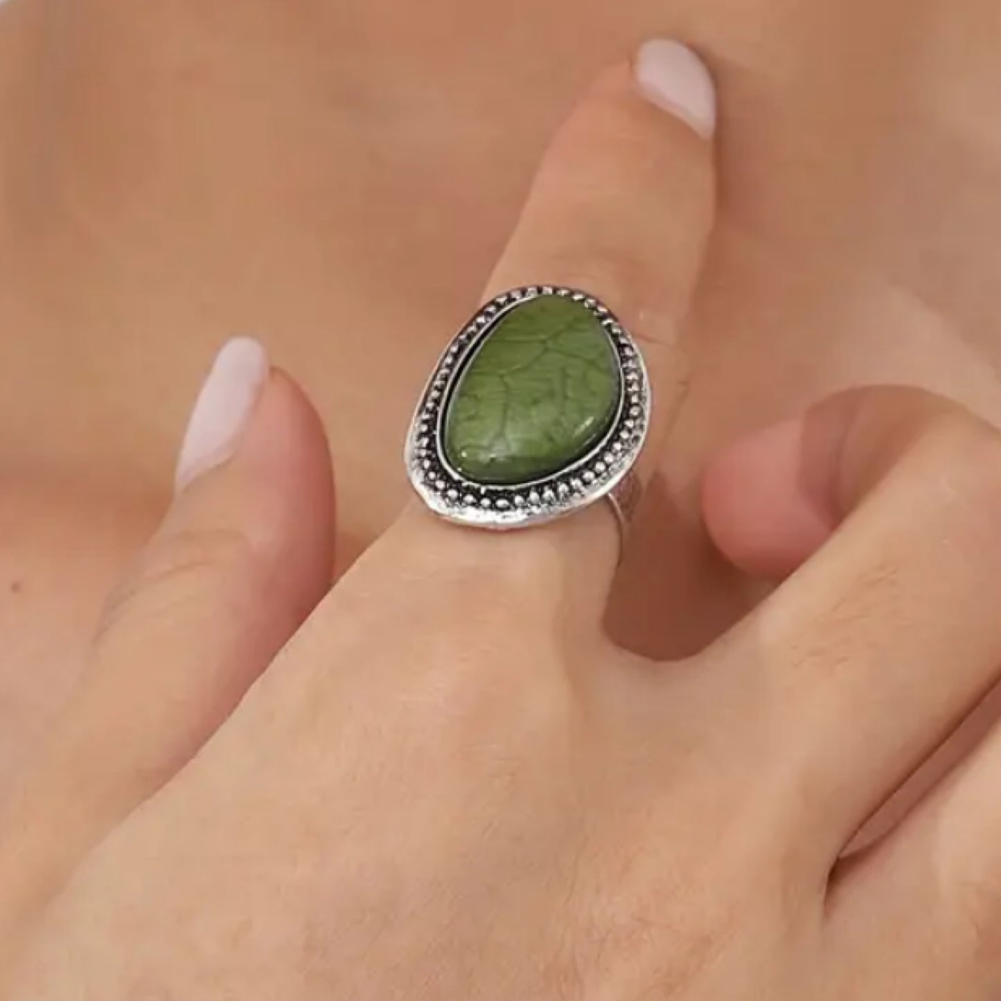 Green Oval Stone Statement Ring – Adjustable Boho Vintage Style