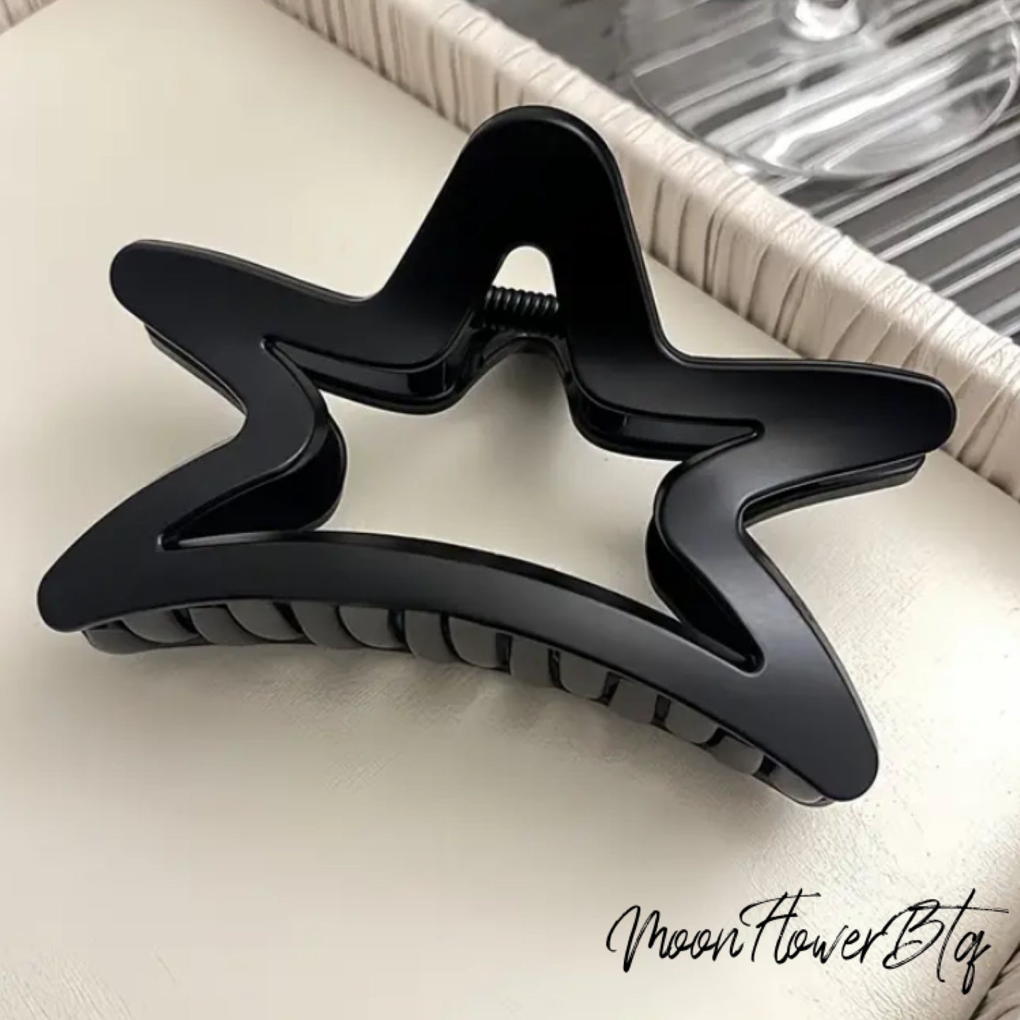 Black Cutout Star Hair Claw Clip