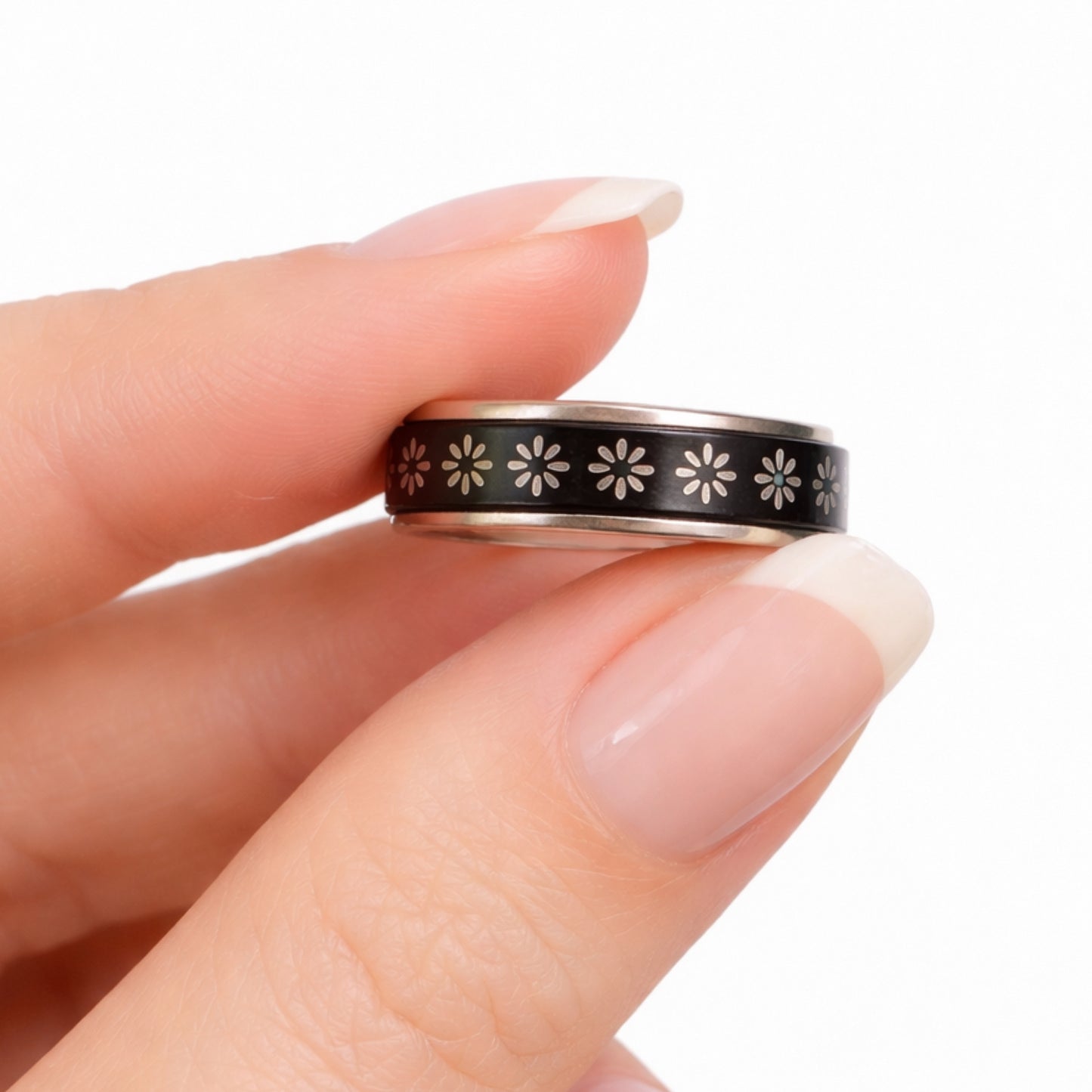 Stainless Steel Daisy Spinner Ring