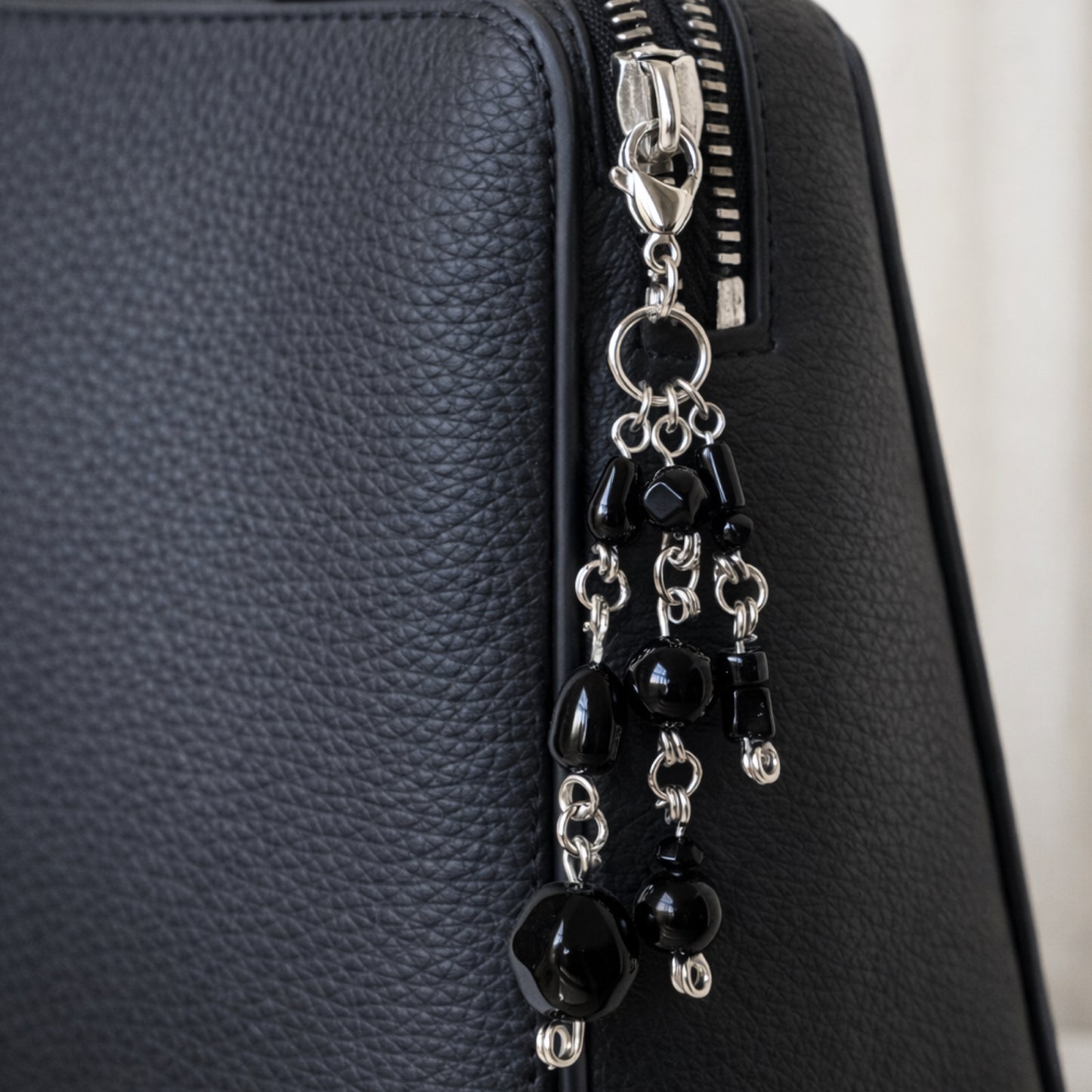 Black Glass Beaded Charm Zipper Pull Bag Charm – Stainless Steel Clip