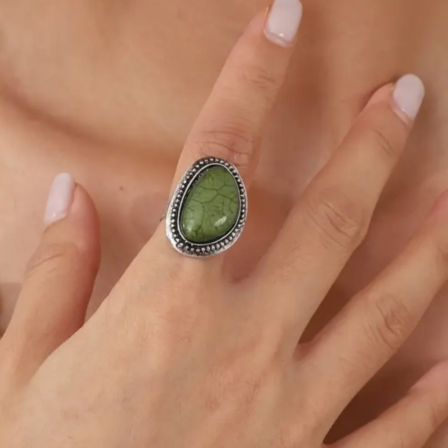 Green Oval Stone Statement Ring – Adjustable Boho Vintage Style