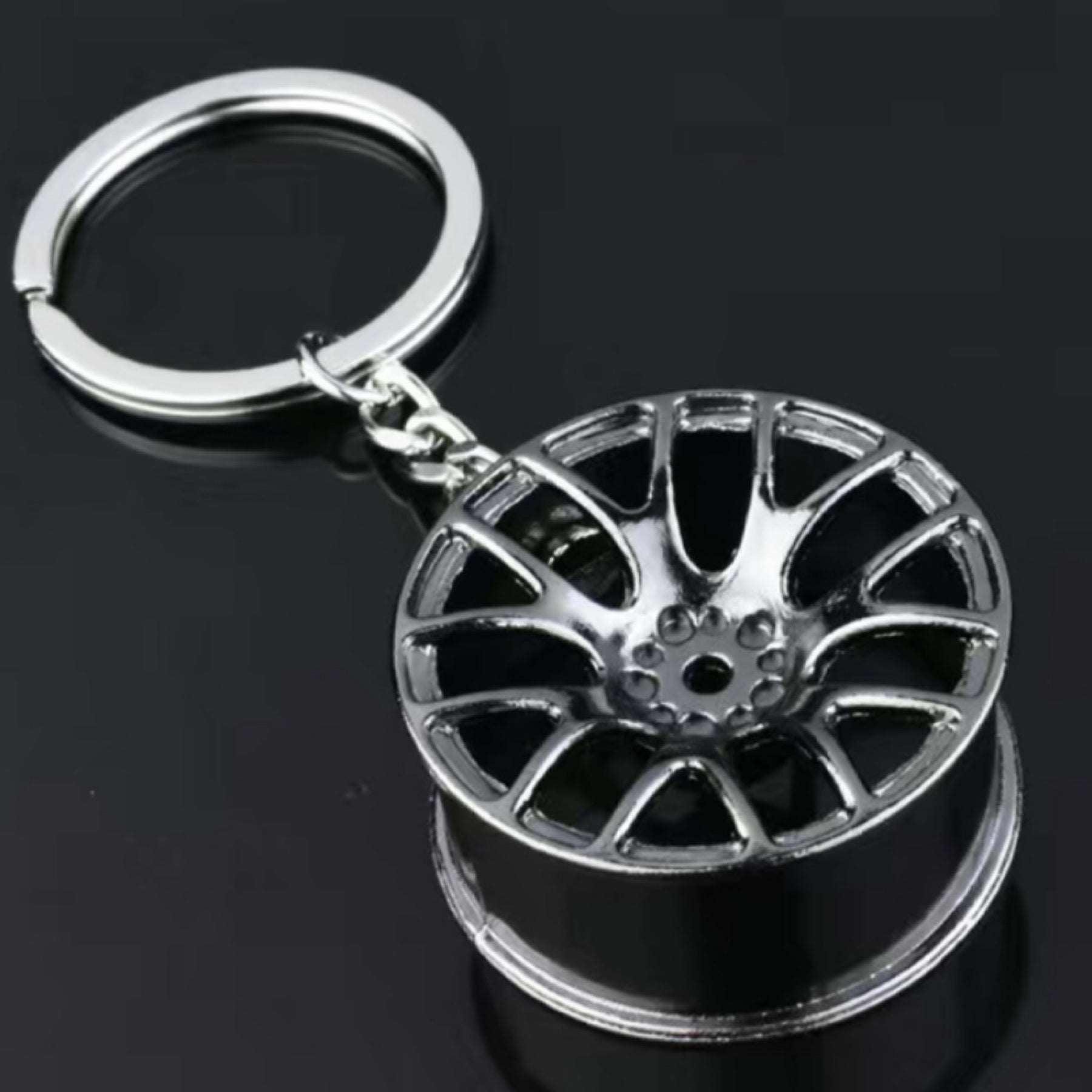 Gunmetal Car Tire Rim Keychain