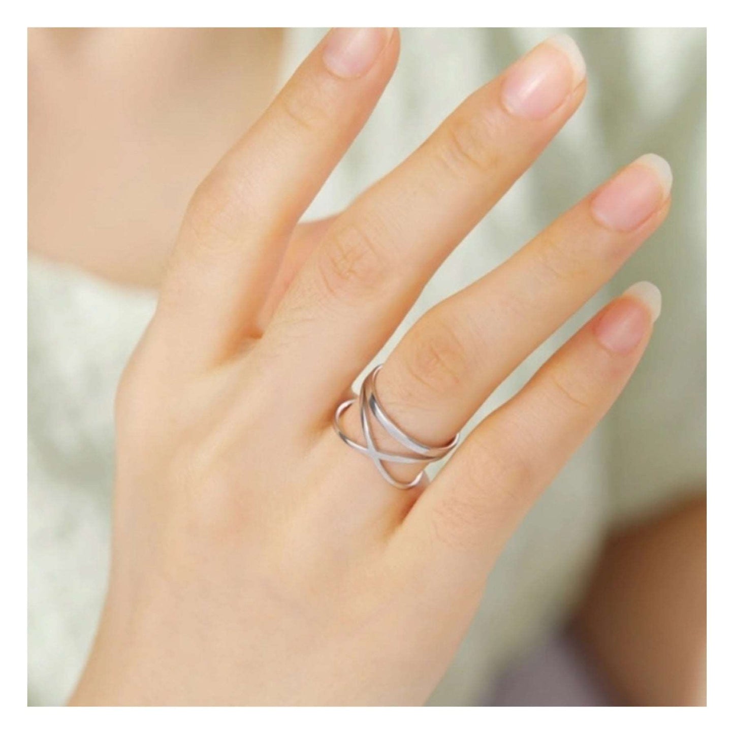 Silver Criss Cross Cut Out Ring