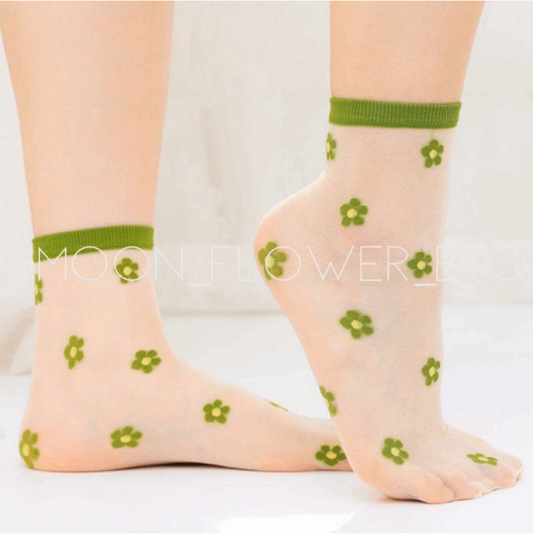 Green Trendy Summer Floral Mesh Daisy Flower Socks