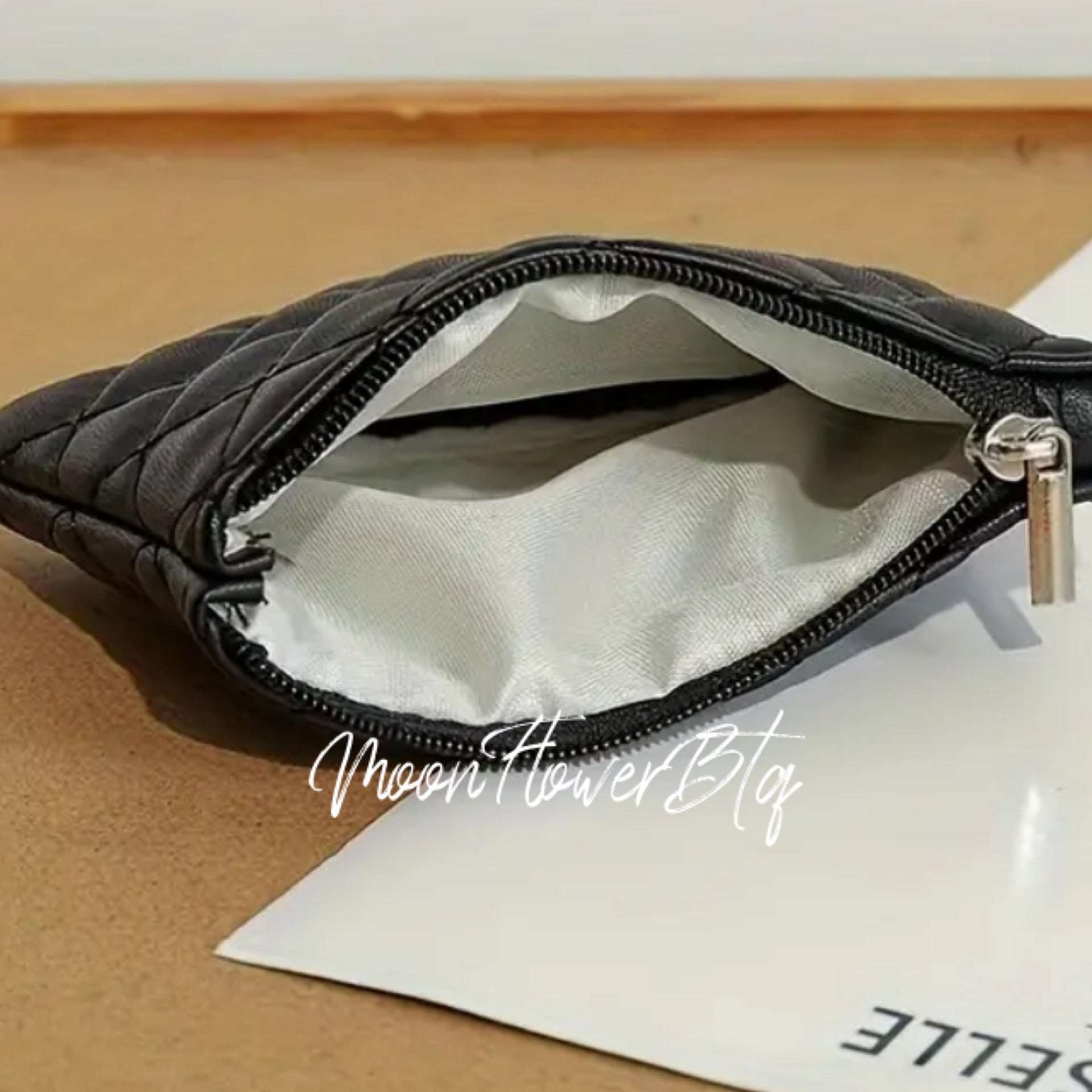 Black Diamond Quilted Card Cash Pouch