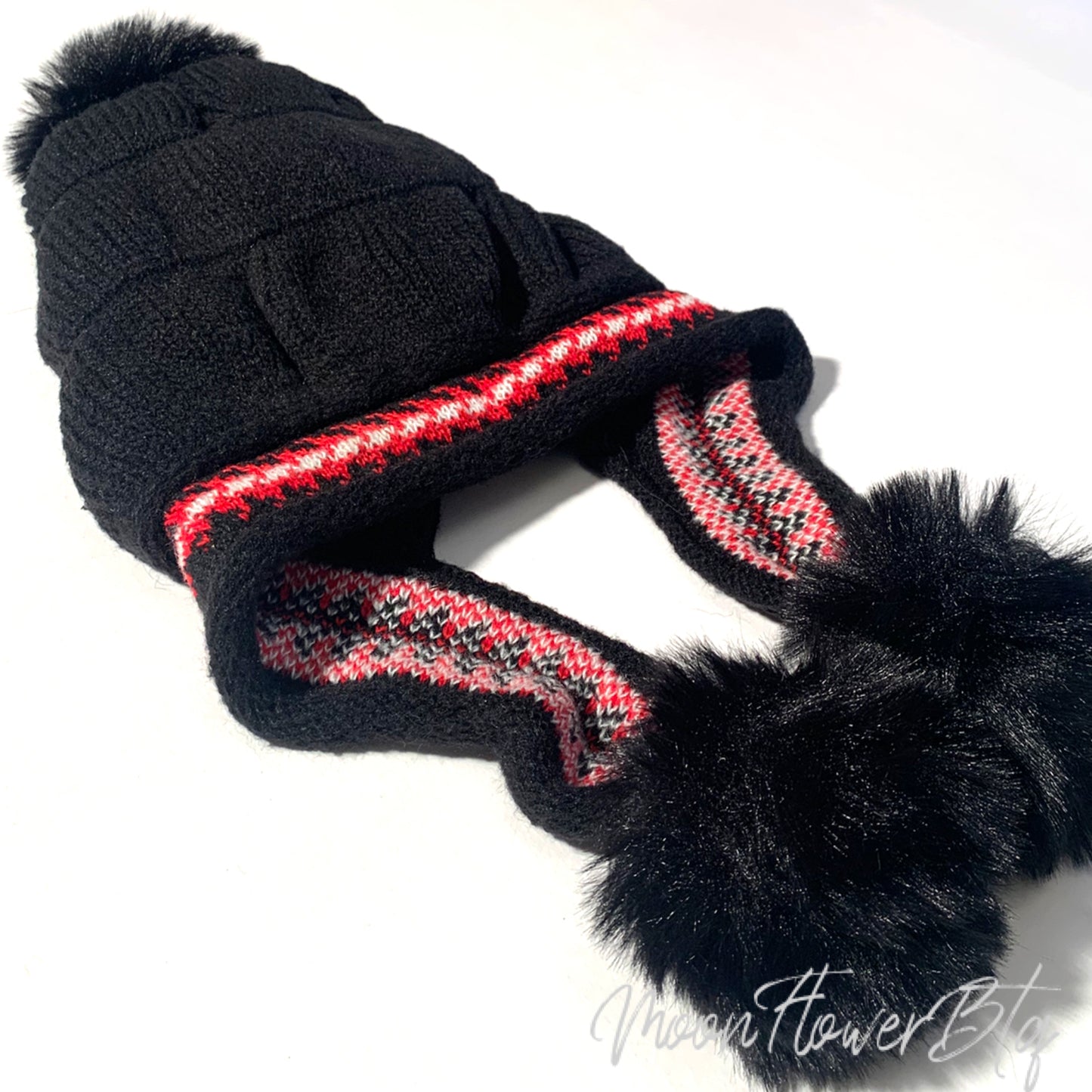 Black Winter Knit Pom Pom Beanie Hat