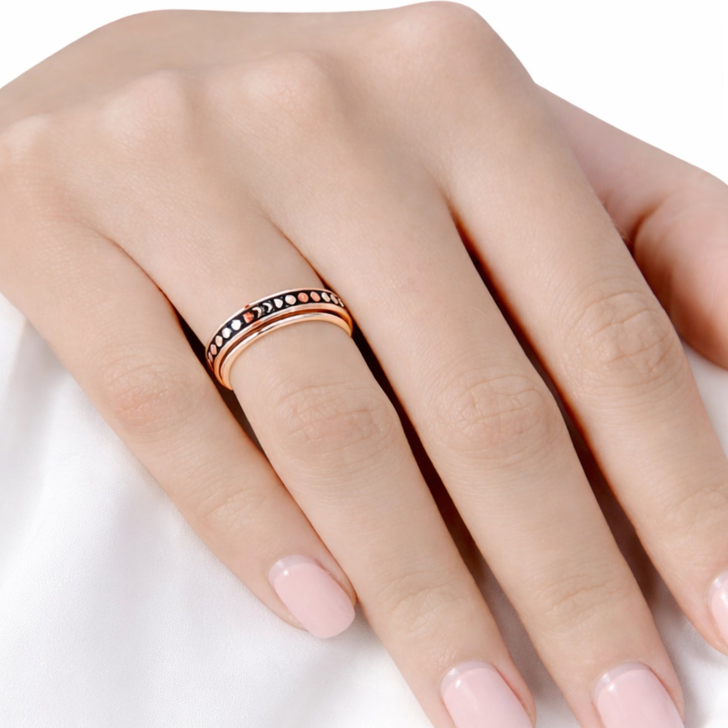 Rose Gold Moon Phase Spinner Ring – Stainless Steel Fidget Band