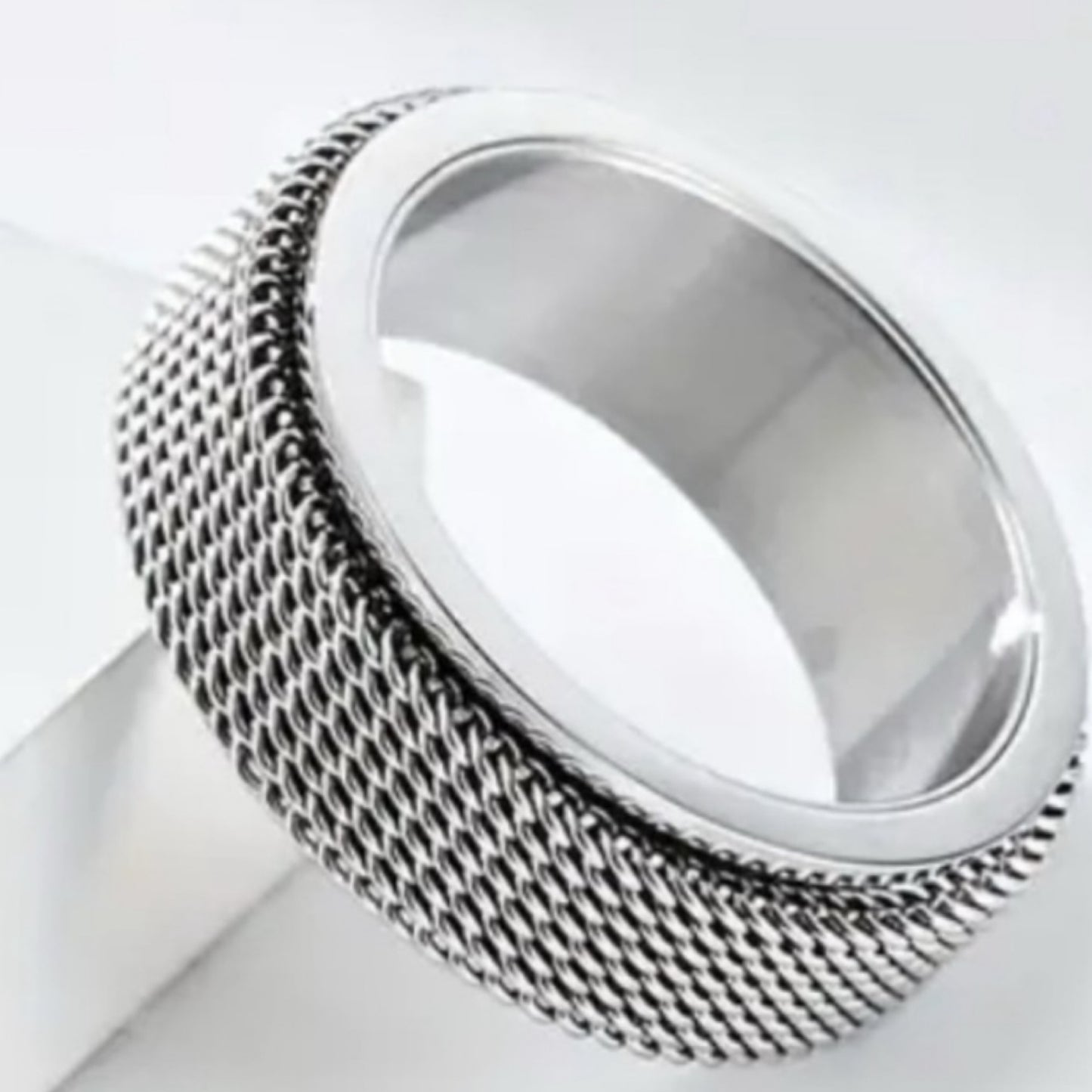 Stainless Steel Mesh Spinner Ring – Wide Band Fidget Ring