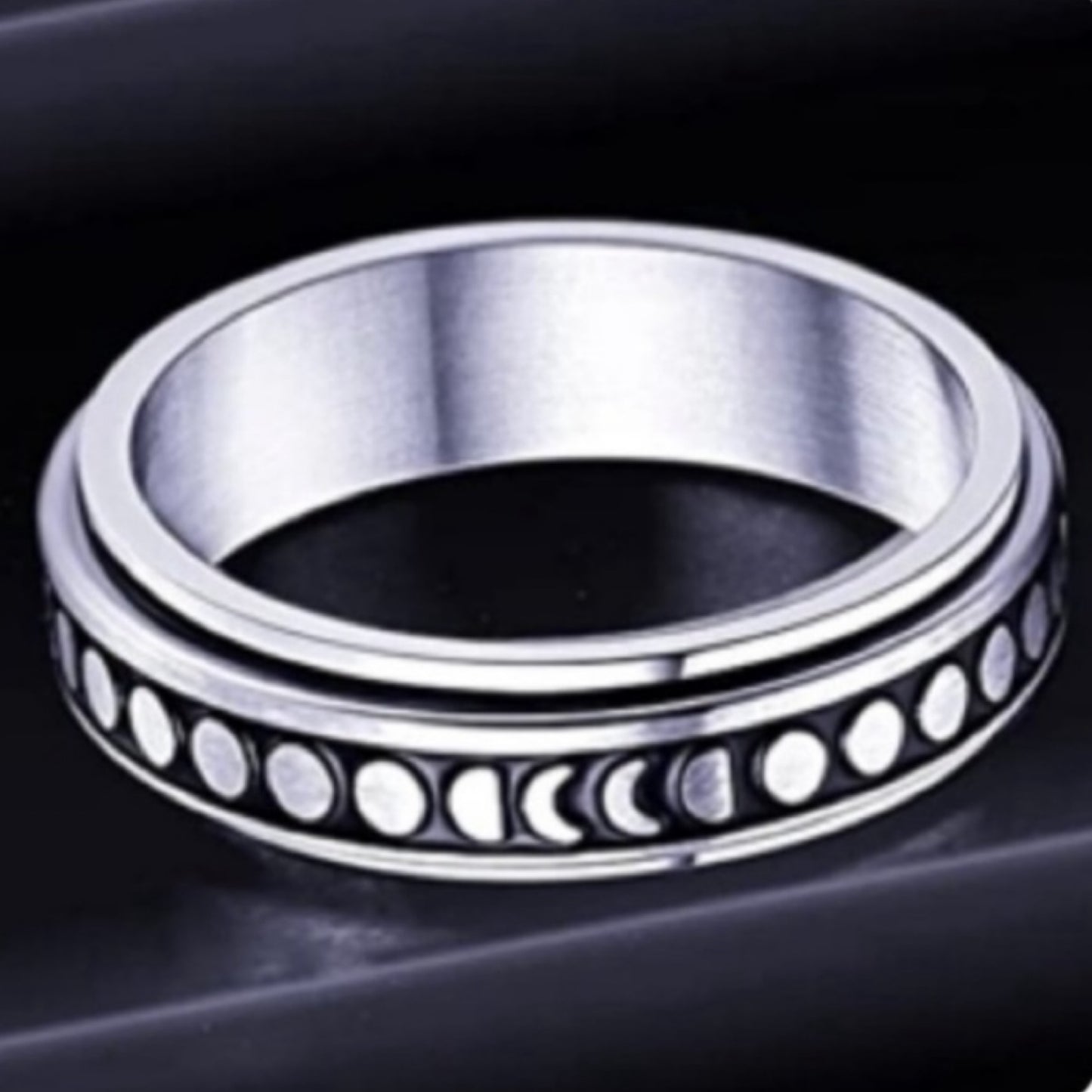 Stainless Steel Moon Phase Spinner Ring – Celestial Rotating Band