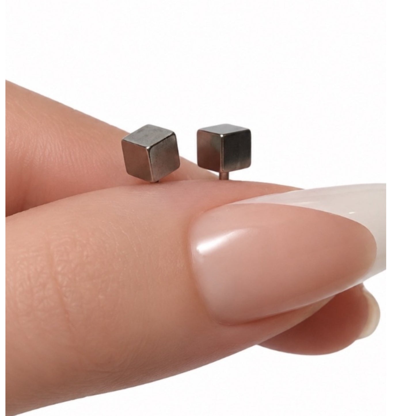 Stainless Steel 4mm Cube Barbell Earrings – 18G