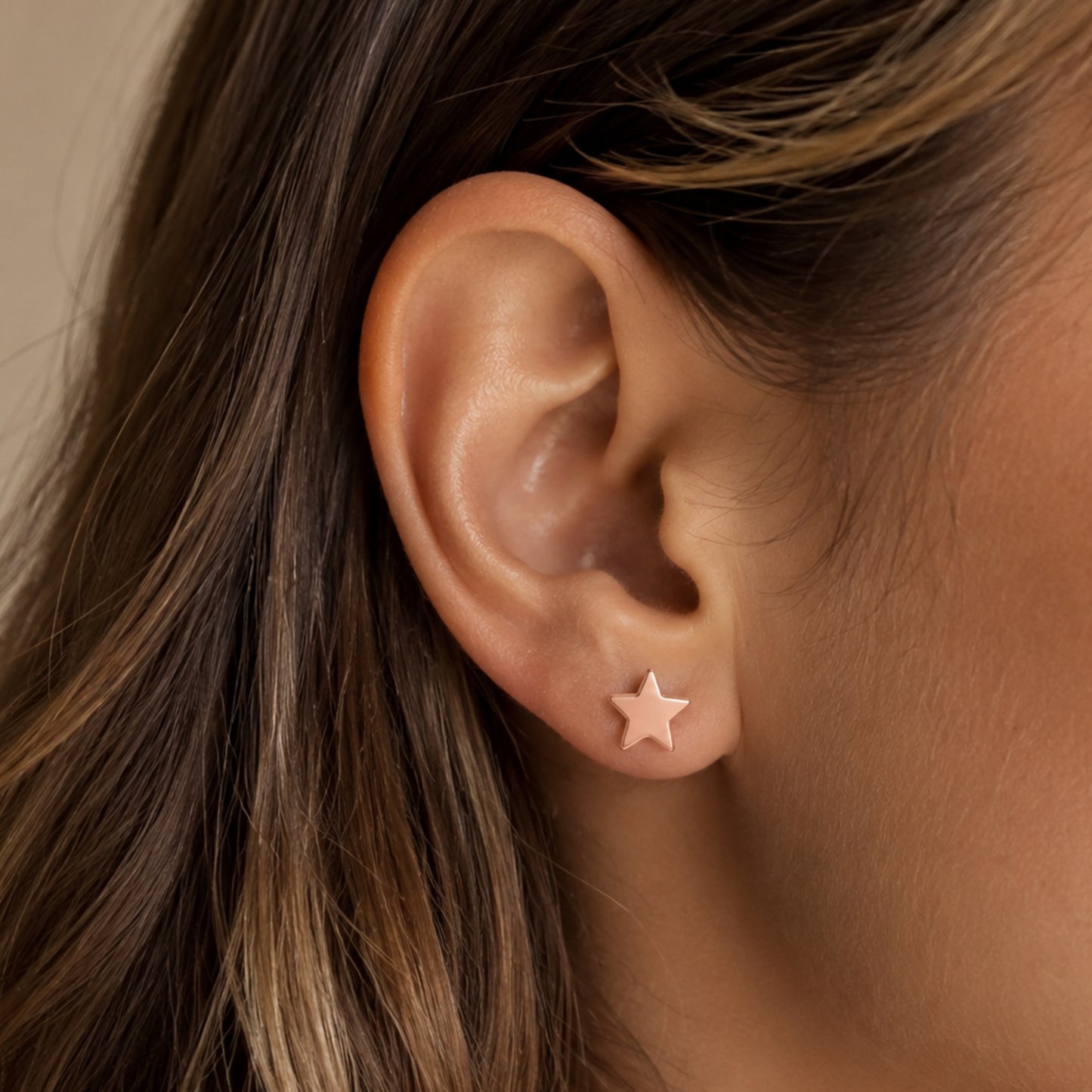 Rose Gold Star Cartilage Stud Earrings – 18G