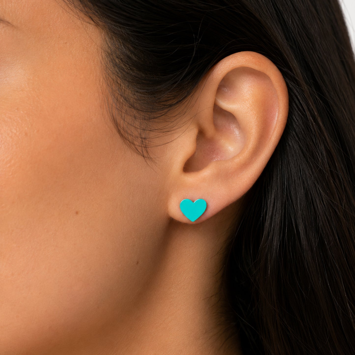 Turquoise Heart Cartilage Stud Earrings – 18G