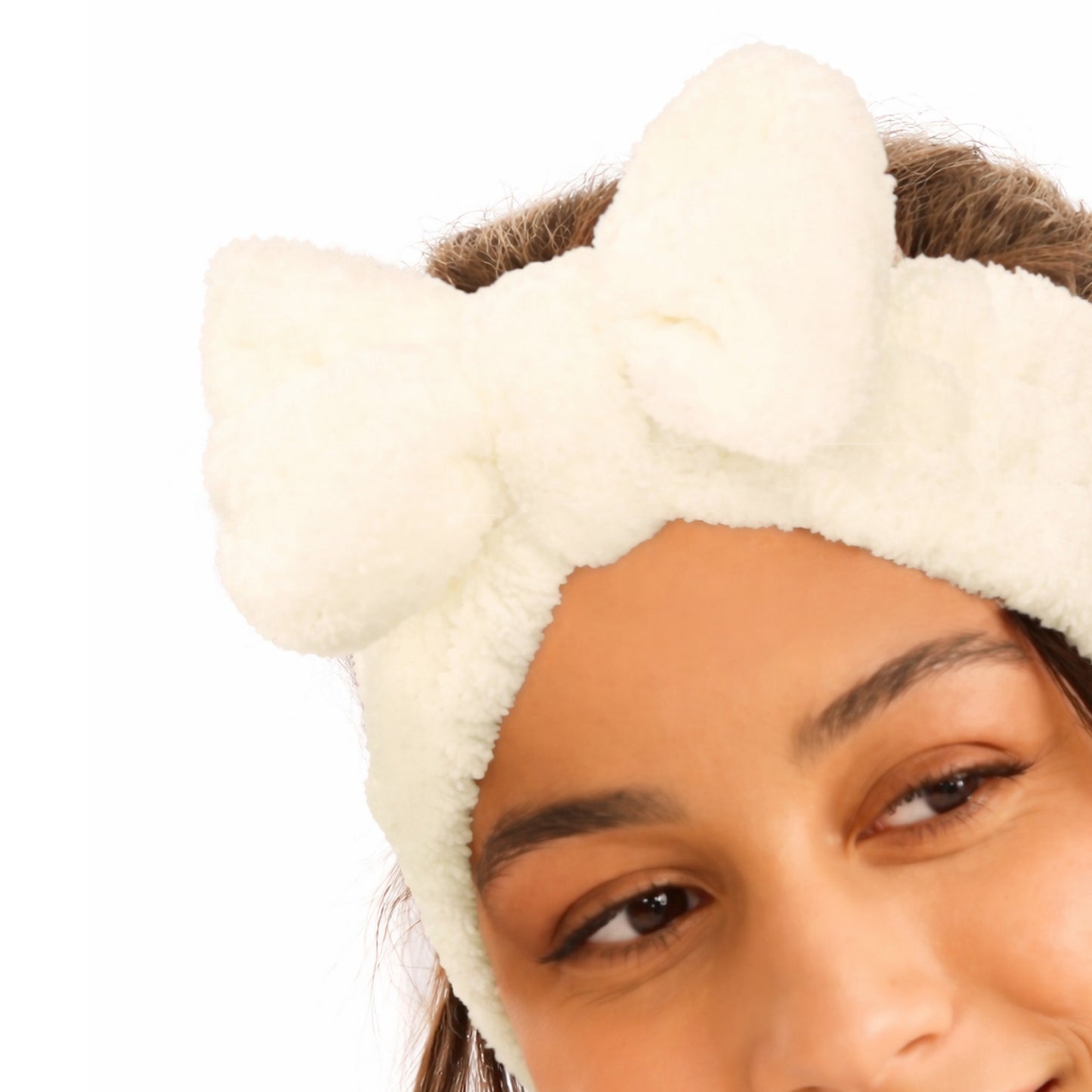 Cream Plush Bow Spa Headband – Soft Fleece Skincare & Makeup Hair Wrap