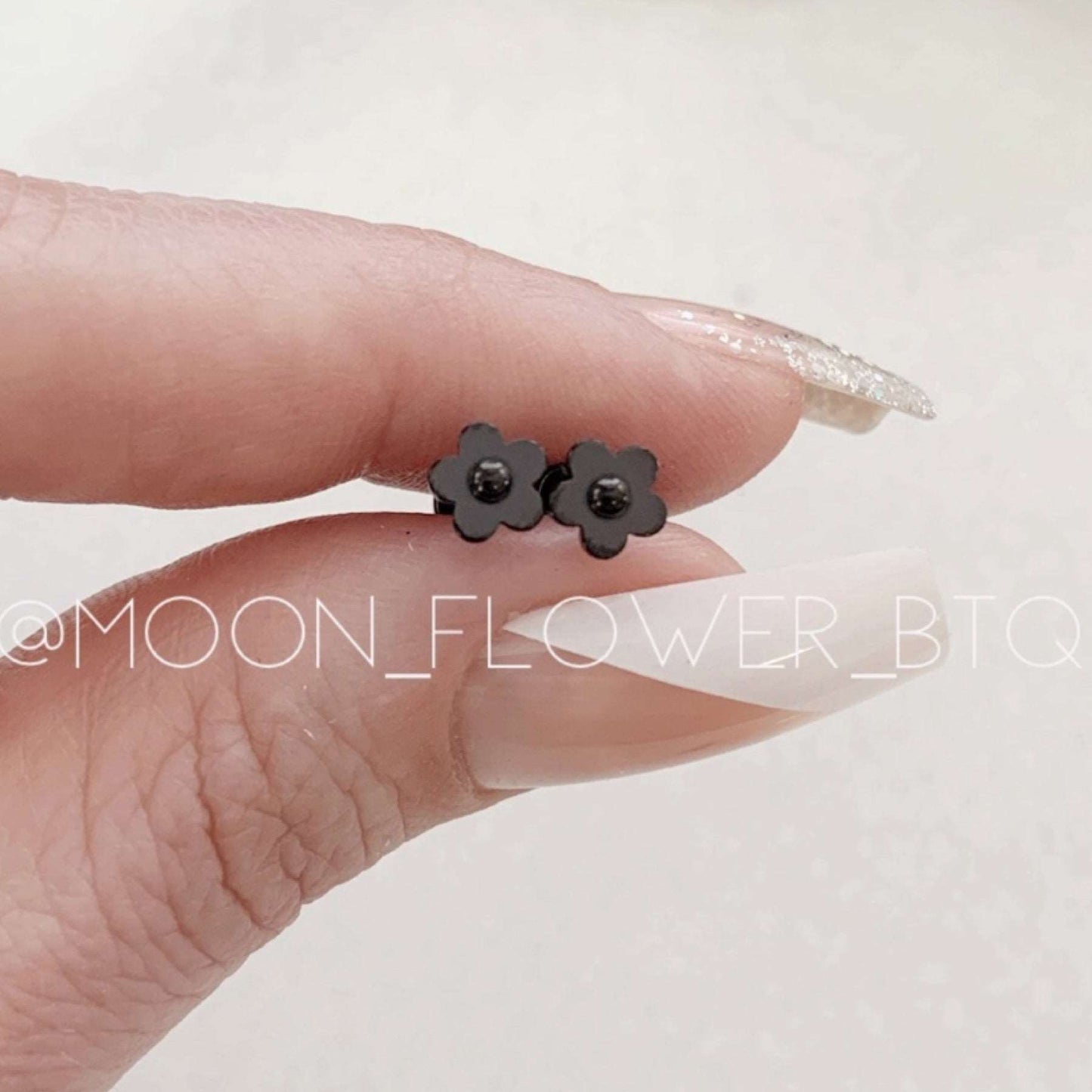 Tiny Black Retro Hippie Flower Earrings