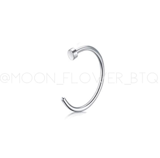 Tiny Nail Head Fixed Half Nose Hoop